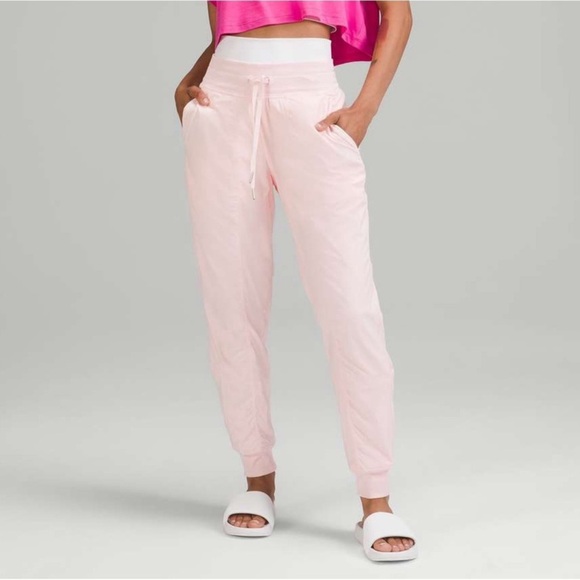 lululemon athletica Pants - Lululemon Dance Studio Jogger Lined MR Strawberry Milkshake SZ 6 Sold Out